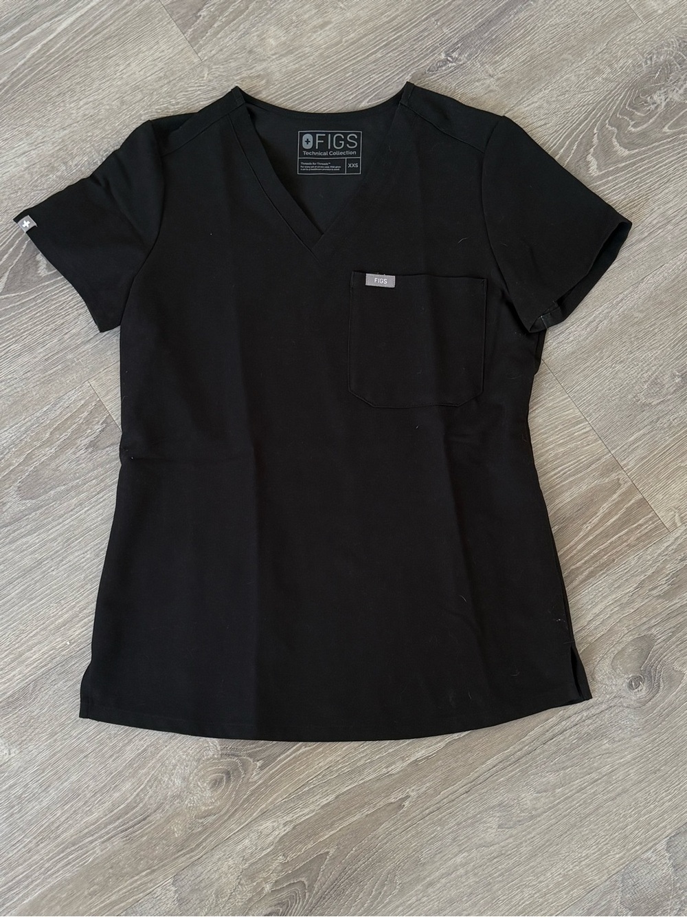 Figs Black V-Neck Short Sleeve Scrub Top